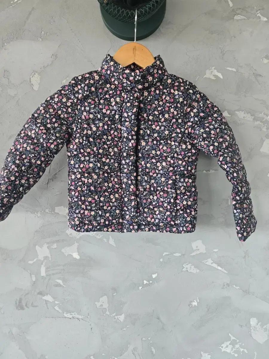 폴로 랄프로렌 여아 꽃무늬 패딩사이즈 5