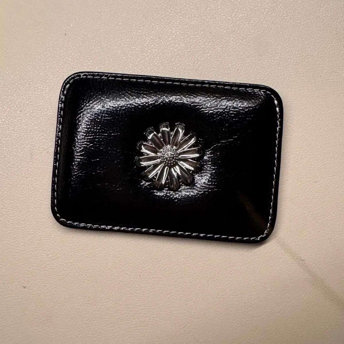 르마스크 블랙 데이지 카드지갑