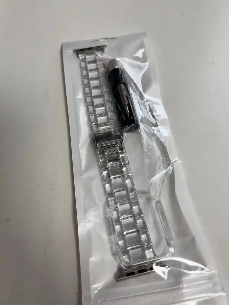 애플워치 투명 메탈 스트랩