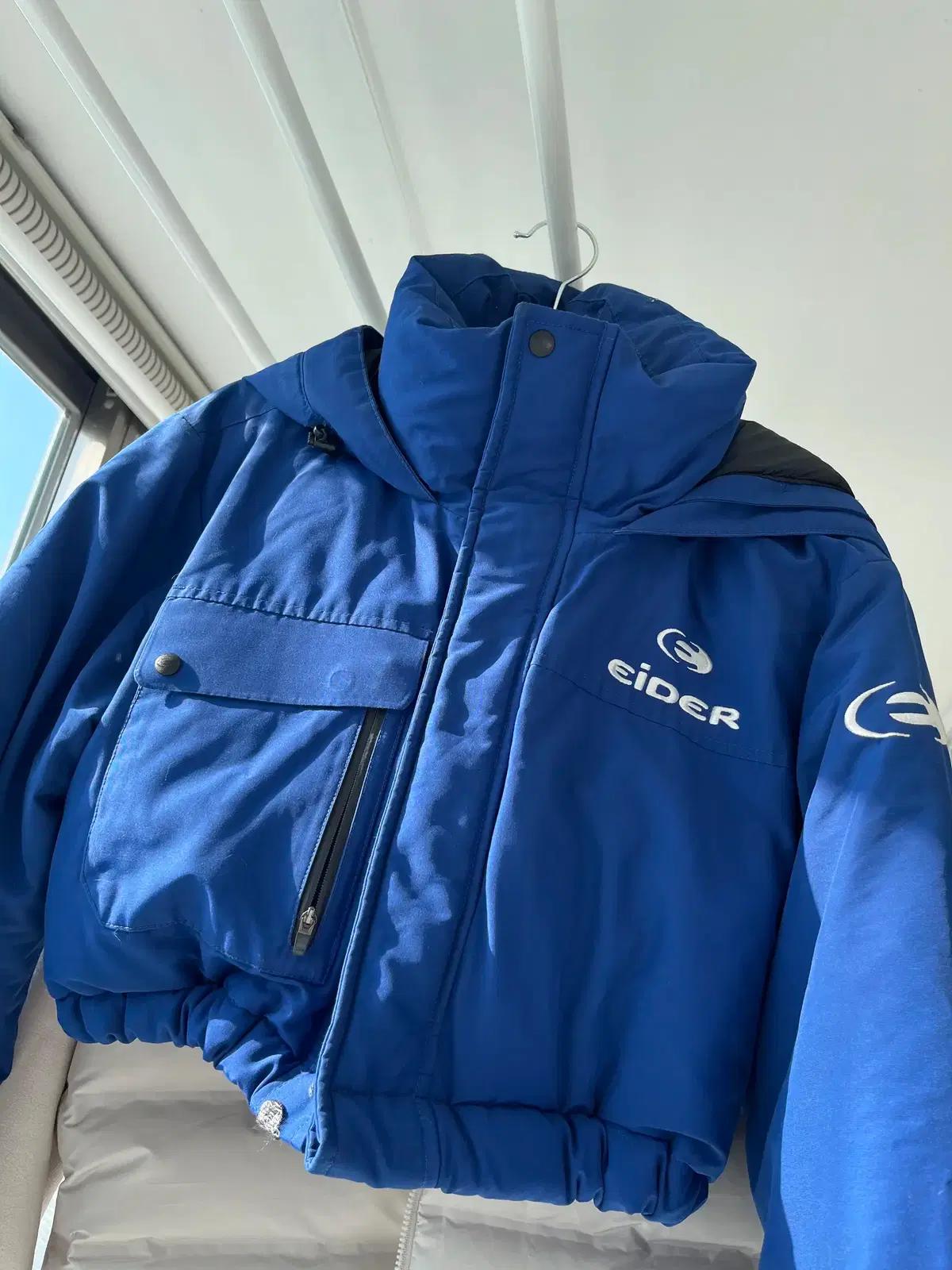 (배송비포함) EIDER 크롭 패딩