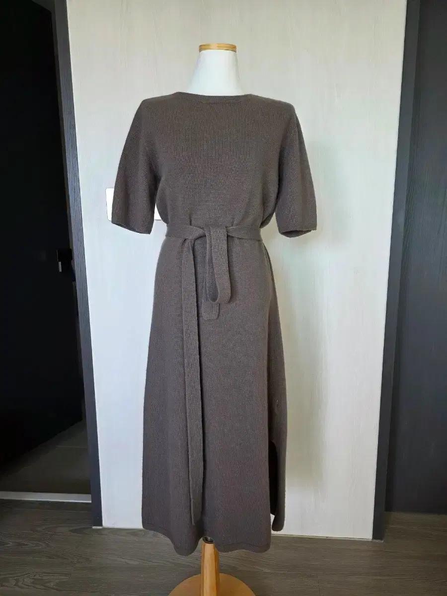 새상품 울 캐시미어 홀가먼트 니트 원피스 free