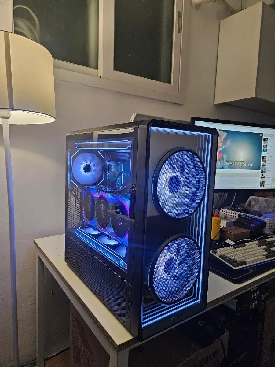 9800x3d / rtx5080 / 리안리 인피니티 미러 본체