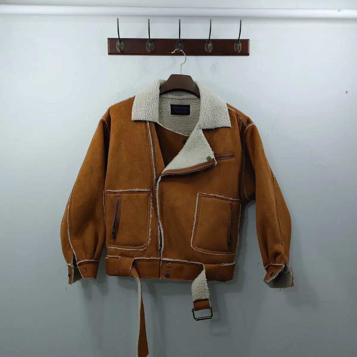 추천 S 먼데이 투 선데이 여성 브라운 무스탕 자켓 겨울코트