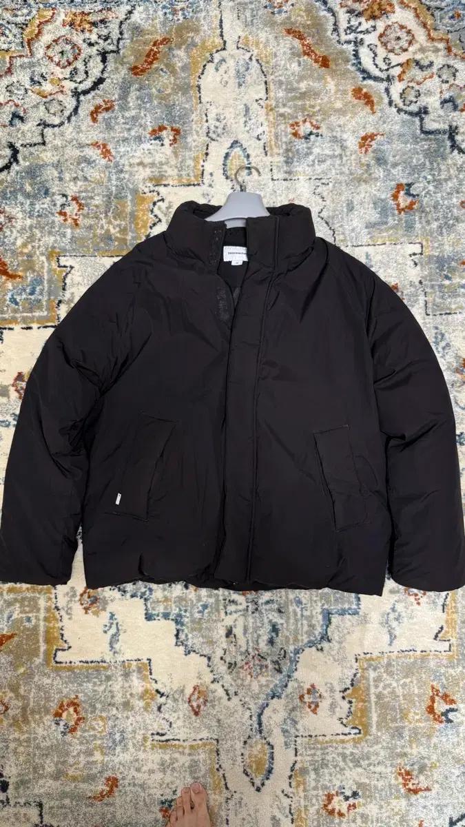 디스이즈네버댓 구스다운 블랙 미듐