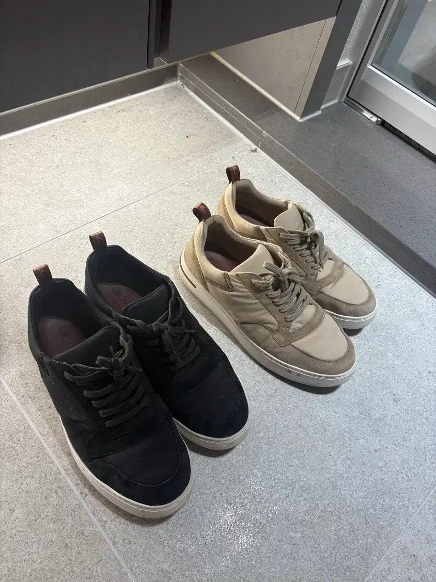 로로피아나 뉴포트 스니커즈 42 블랙,베이지