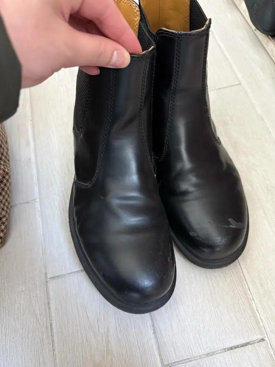 닥터마틴 2976 첼시부츠 uk7