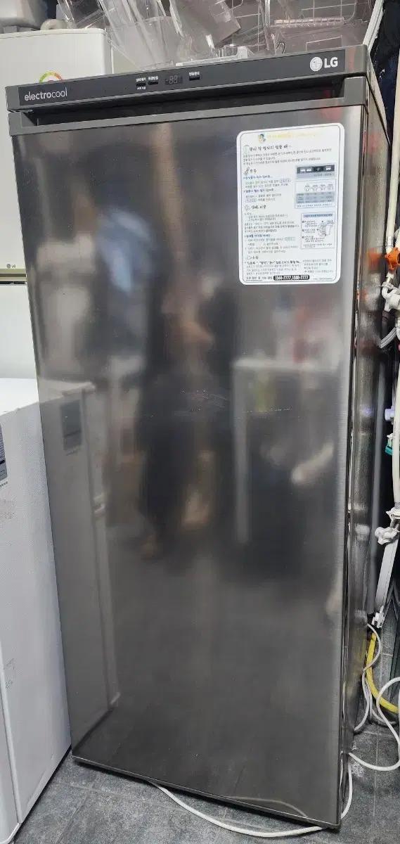 엘지 200리터 냉동고 배송가능