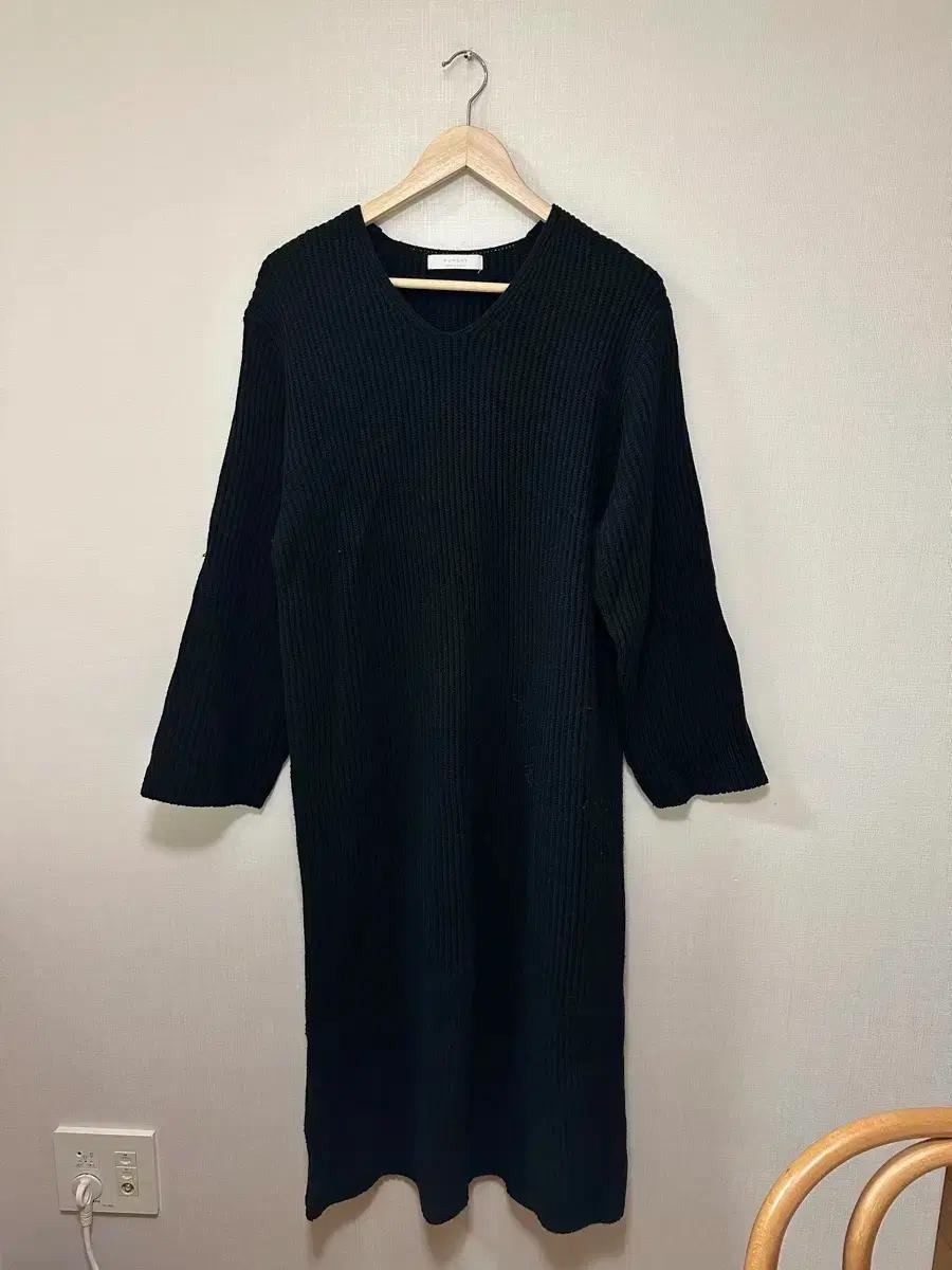 루즈핏 니트 원피스 블랙