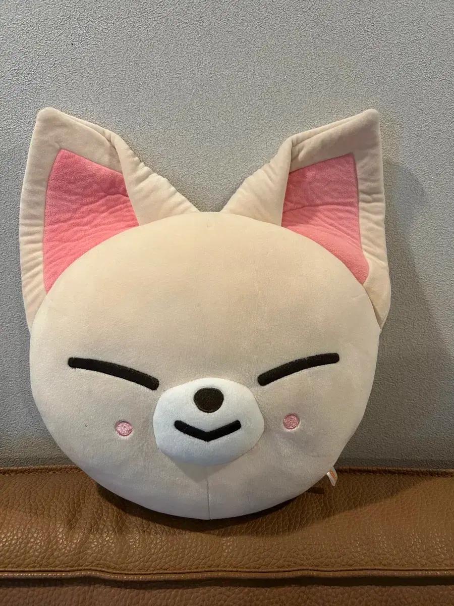 스키즈 스트레이키즈 아이엔 얼굴 쿠션 폭시니