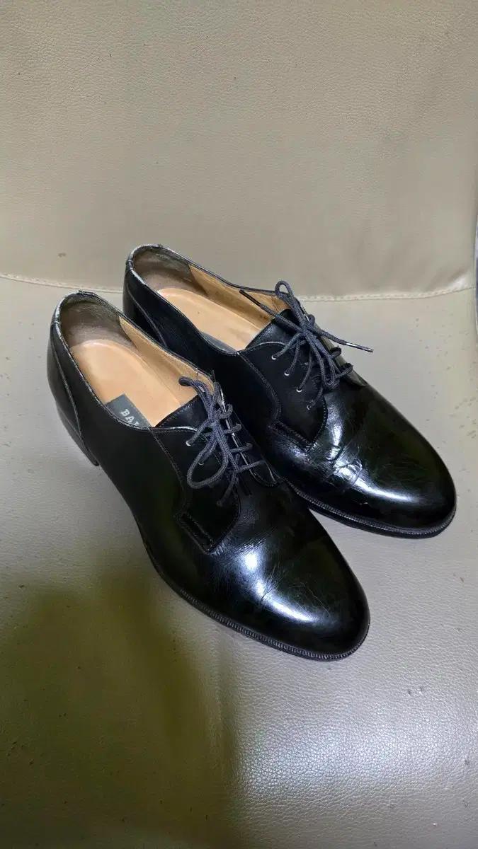 발리 남성구두 250사이즈