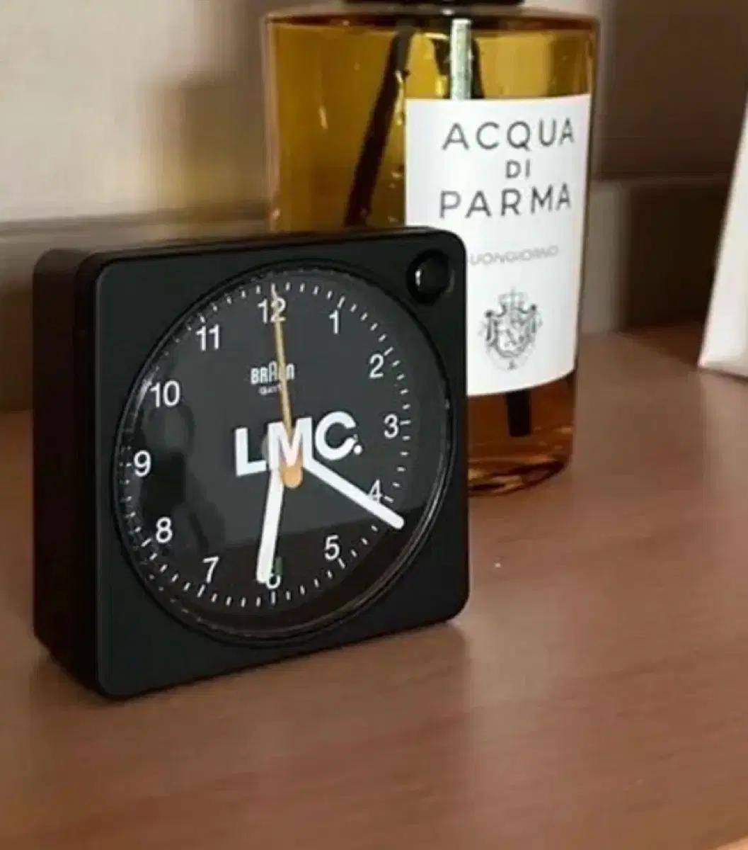 엘엠씨X브라운 탁상시계/LMC X BRAUN TABLE CLOCK