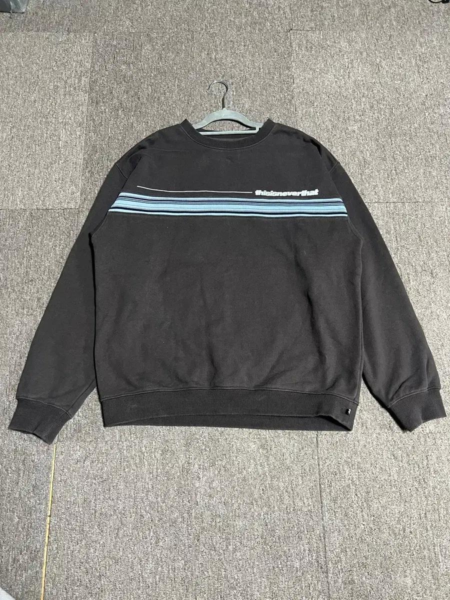 디스이즈네버댓 브라운 맨투맨 M