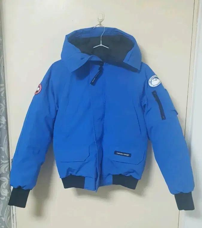 캐나다구스 블루 봄버 패딩 키즈 14-16 세