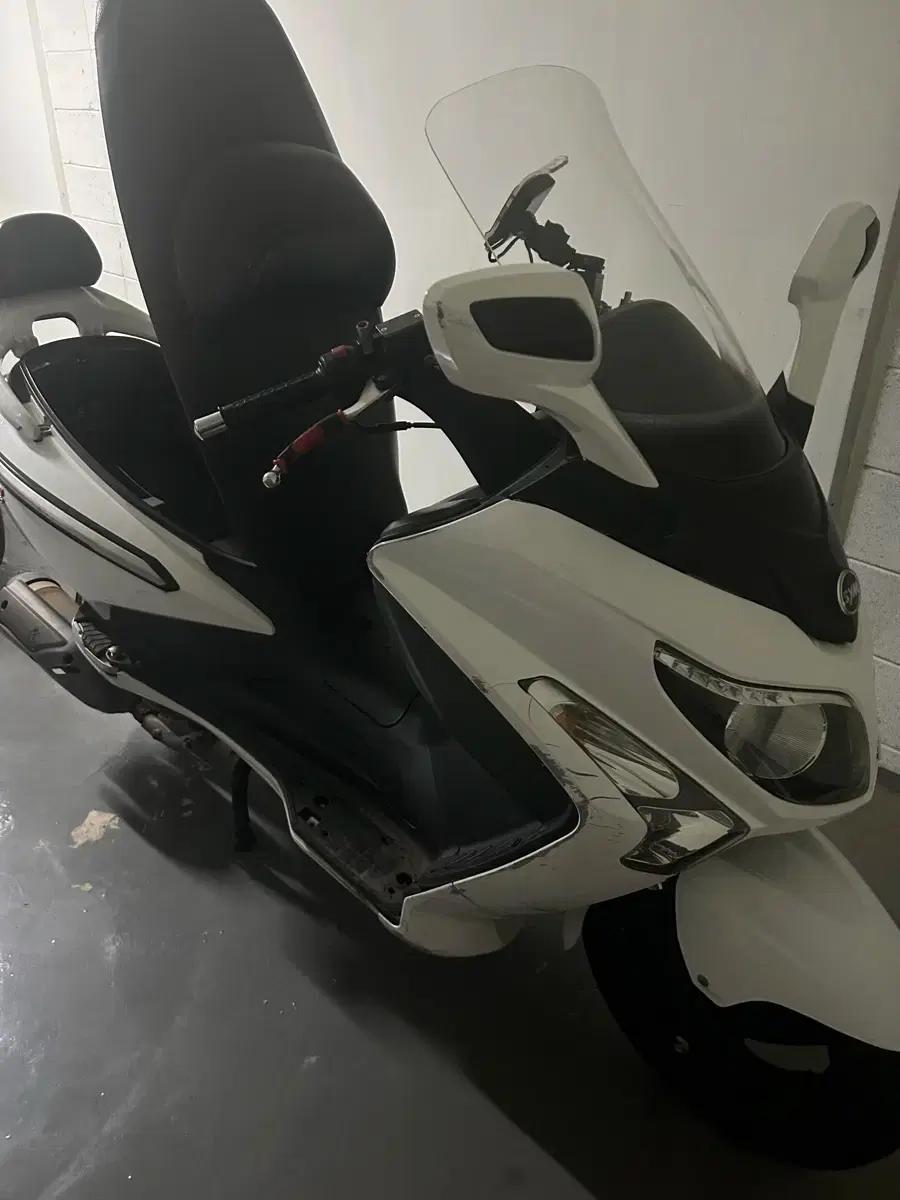 보이져125 21년식