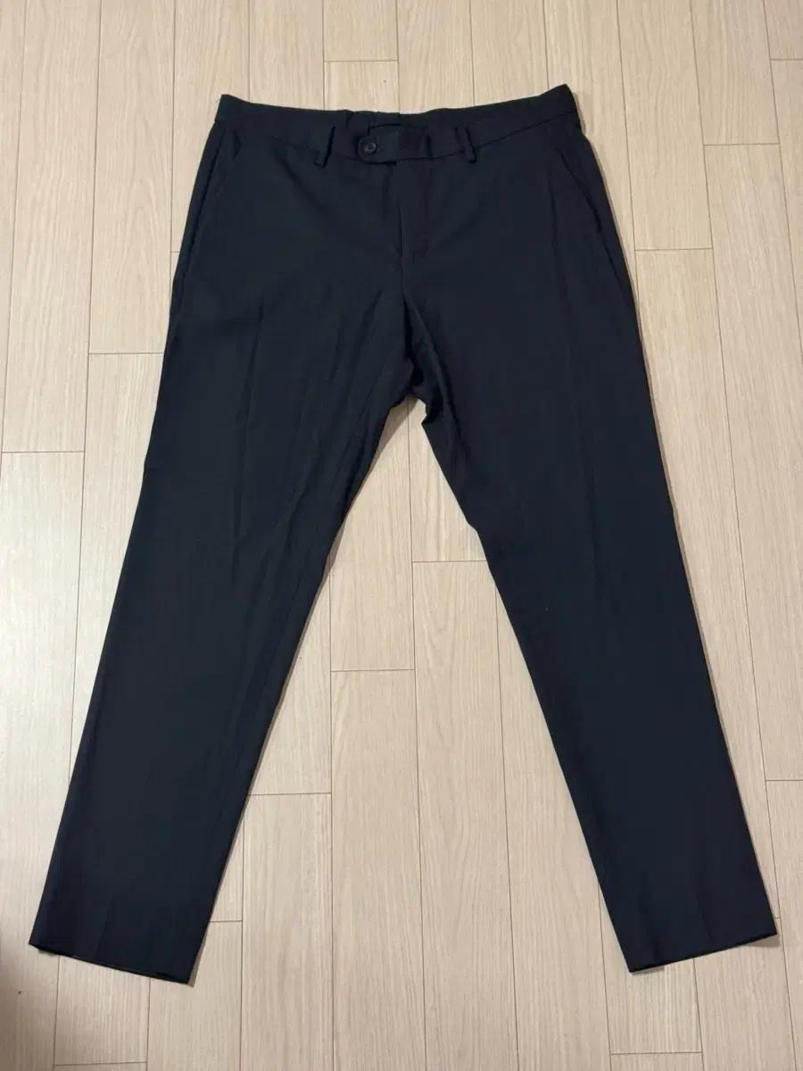 마시모두띠 Massimo Dutti 검은색 정장 바지(슬랙스 바지)