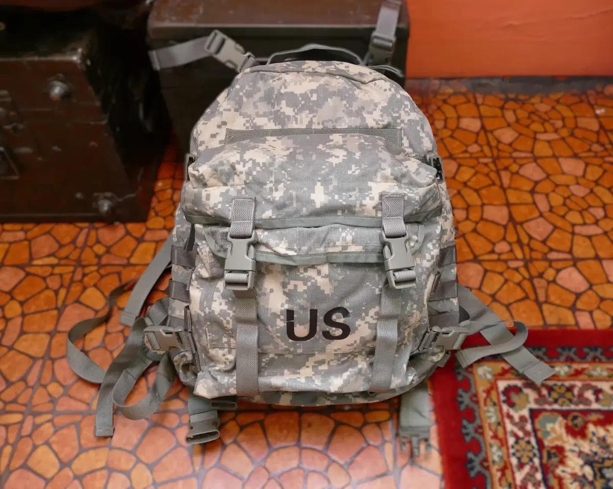 U.S 미군 MOLLE II 어썰트팩 UCP 전술 백팩
