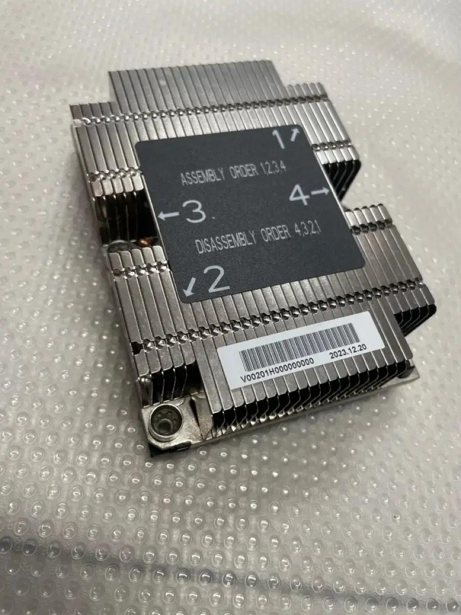 LOTES CPU 쿨러 AZ1F0081-F002G