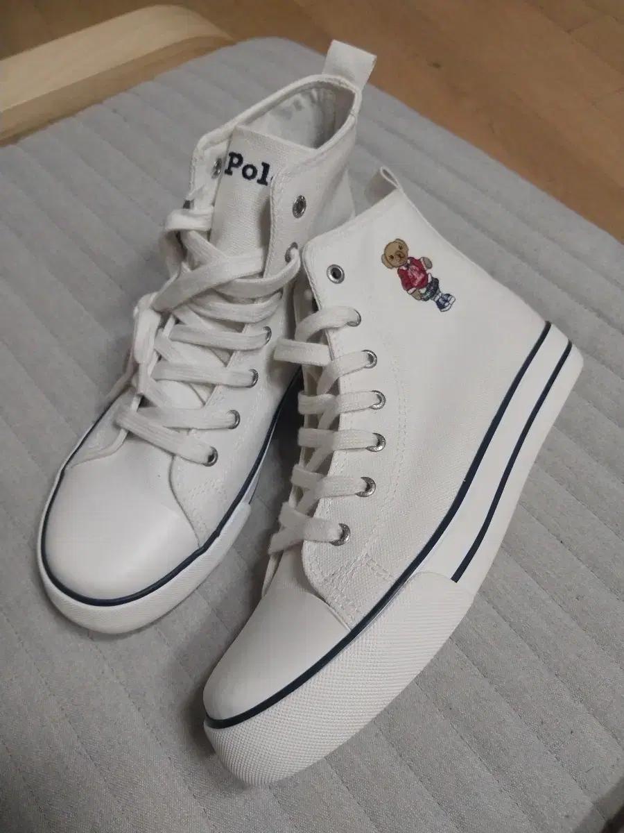 새상품 폴로 랄프로렌 화이트 컨버스화235