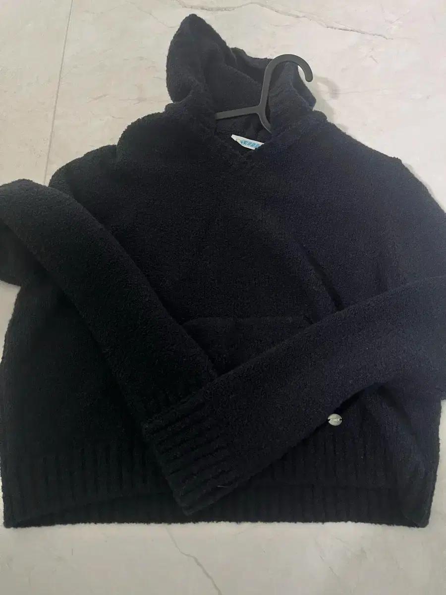 타낫 니트후드