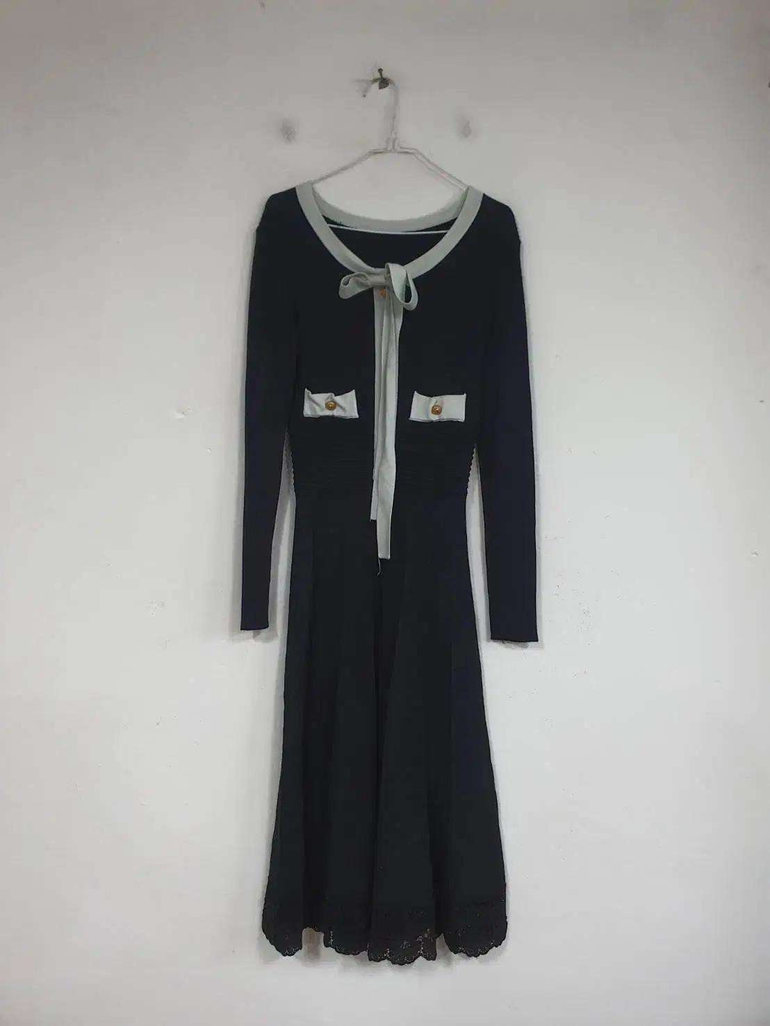 여성 블랙 레이스 리본타이 니트 롱 원피스 55