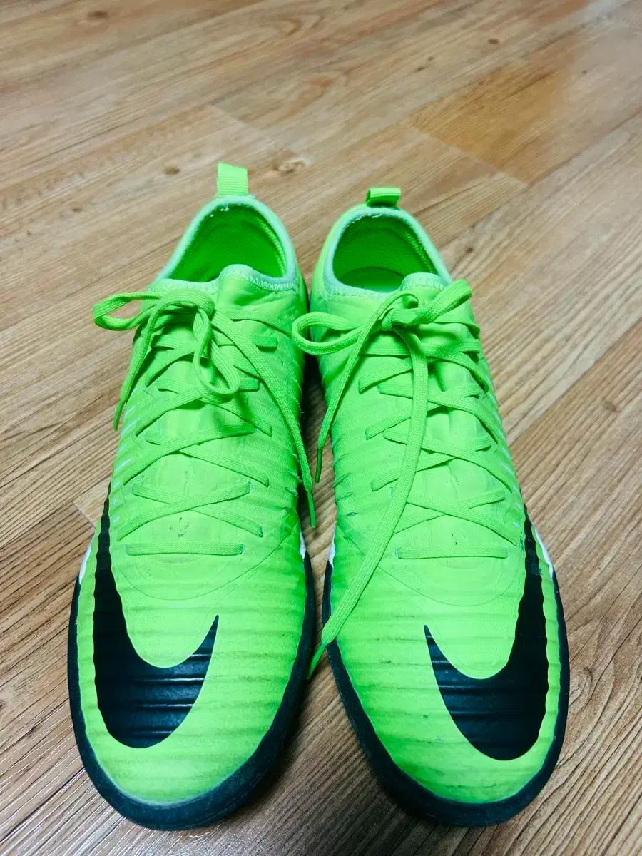 나이키 머큐리얼 베이퍼 11 tf 265