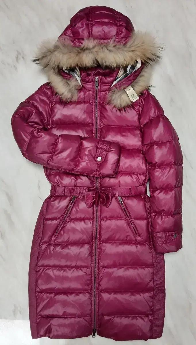 [파격가 국내매장판] 버버리 여성용 다운 벨트형 후드 롱패딩 14Y사이즈