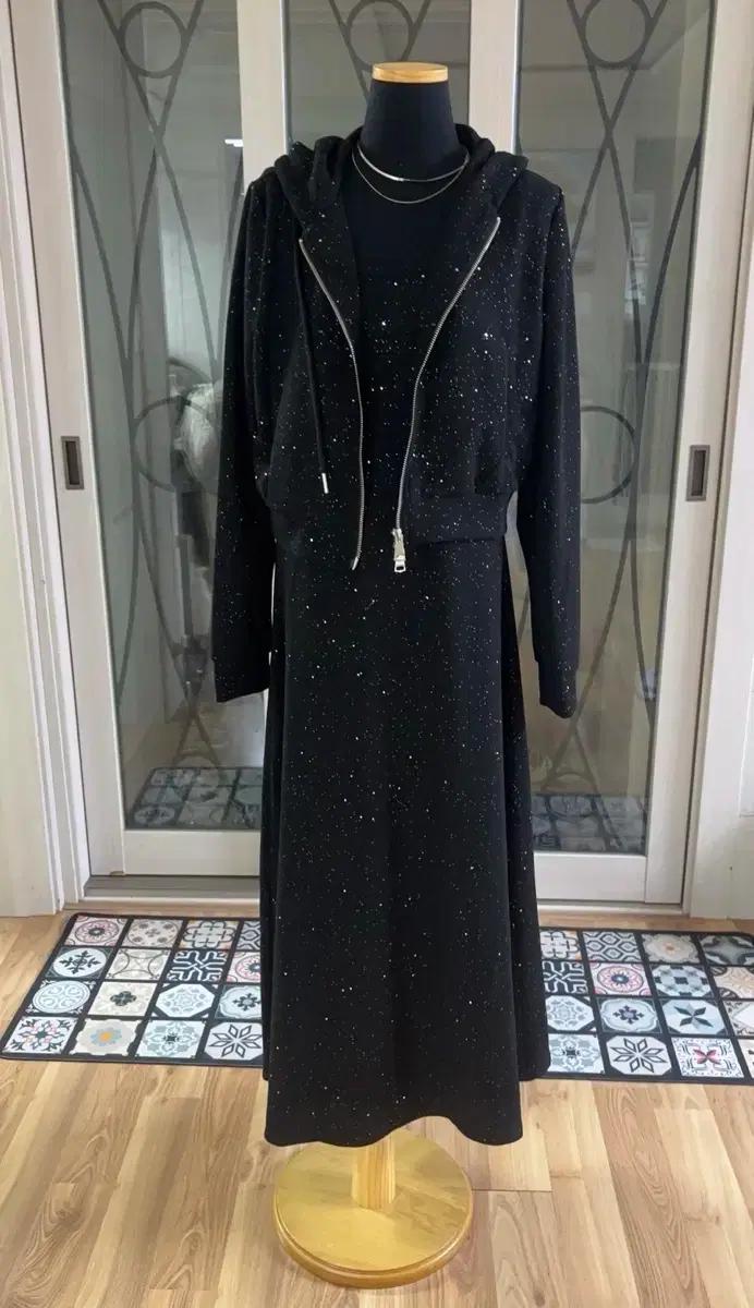 러브패리스 스팽글원피스 셋업