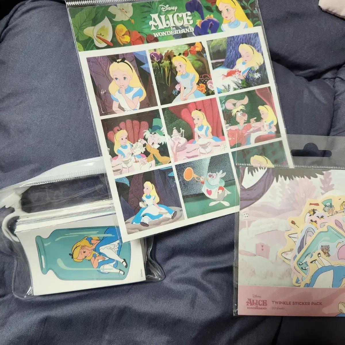 디즈니 이상한 나라의 앨리스 스티커팩 3종 일괄 (원가12000)