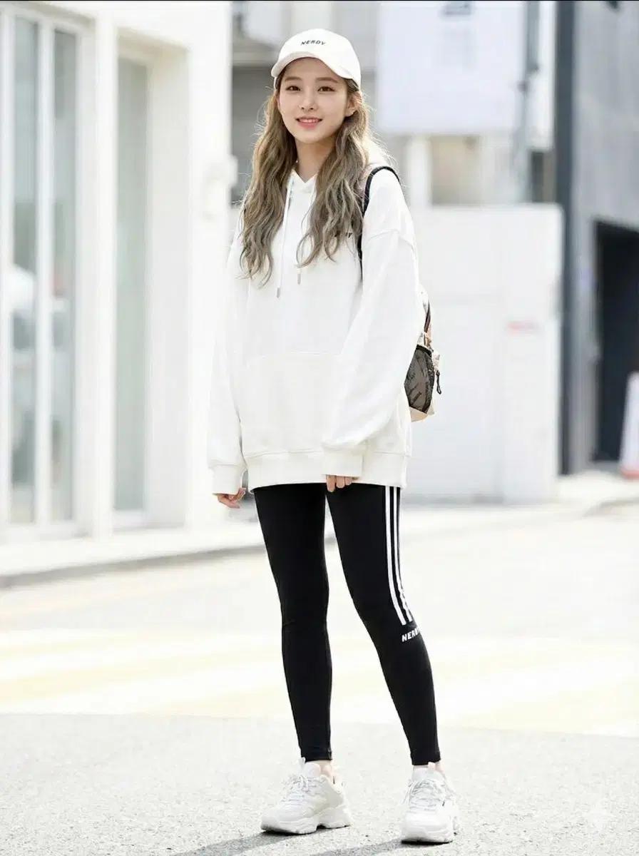 널디 NERDY 블랙 트레이닝 레깅스_S