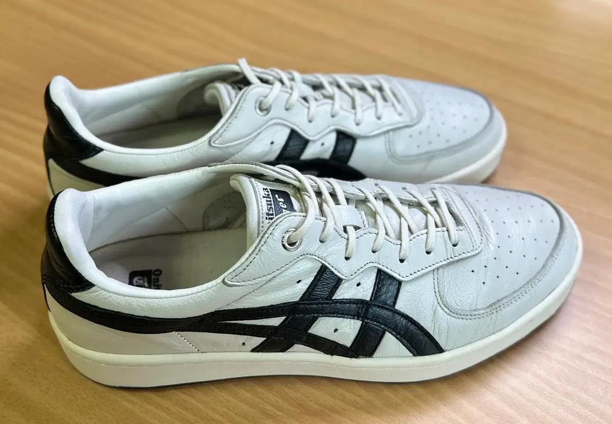 ONITSUKA TIGER GSM SD