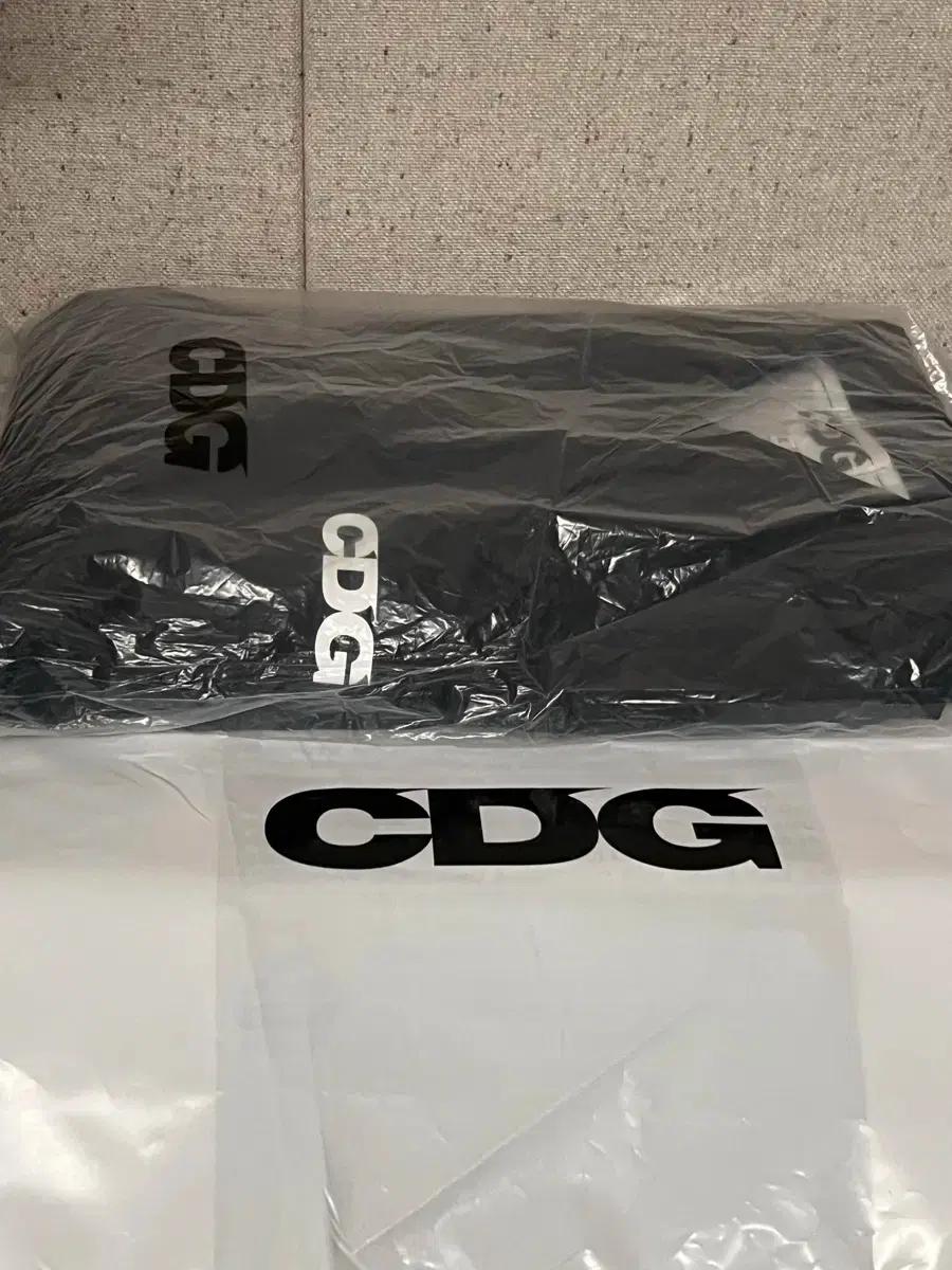 CDG 블랙 코치자켓 새상품xl