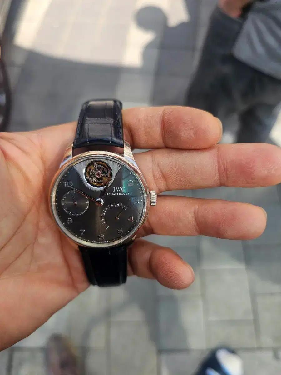 IWC 포르투기즈 투르비옹