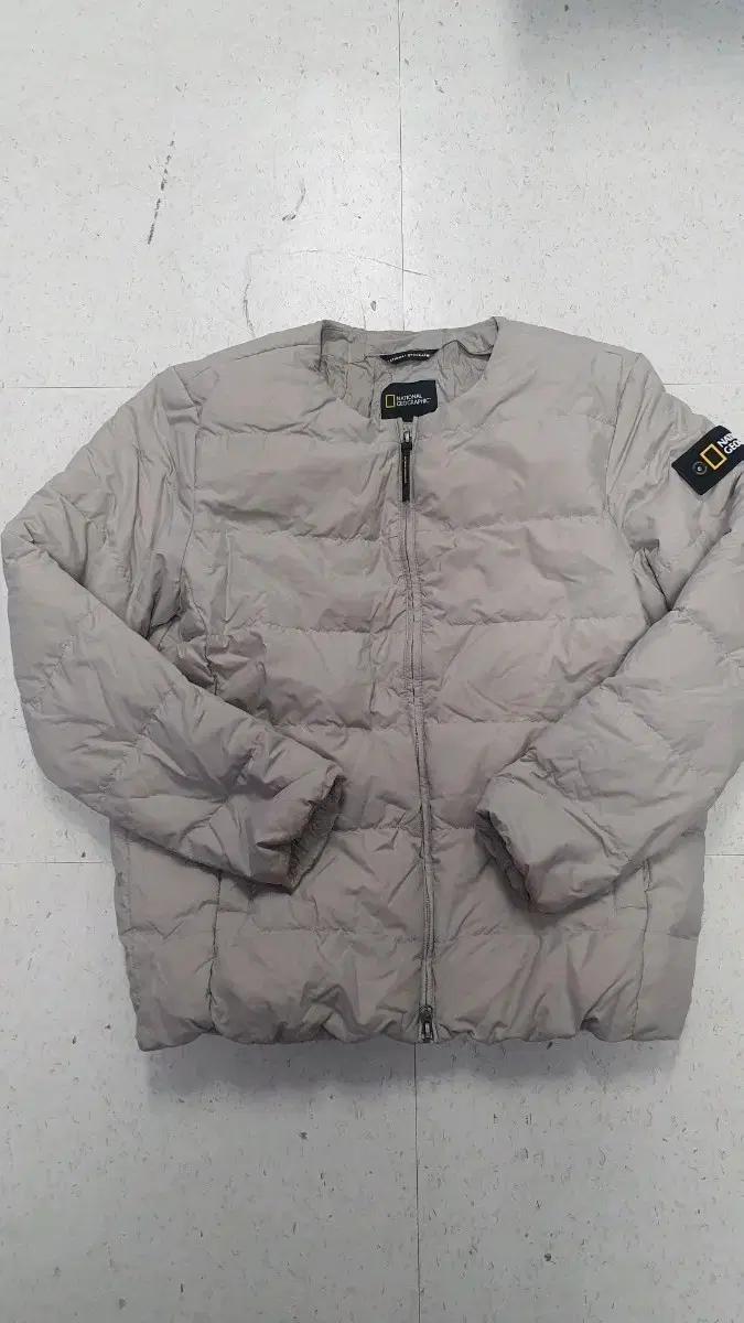 내셔널지오그래픽 경량패딩 95 상태좋음