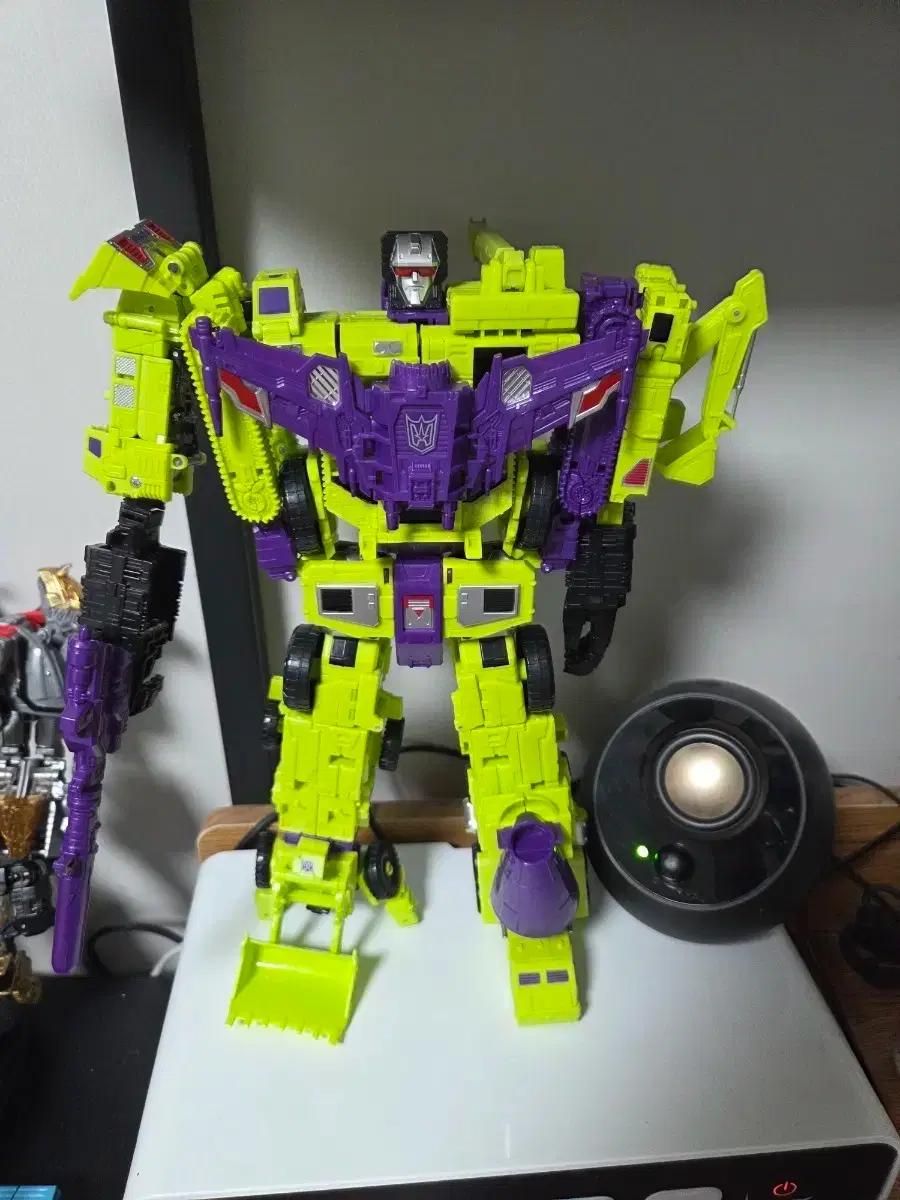 트랜스포머 하이즈싱 데바스테이터