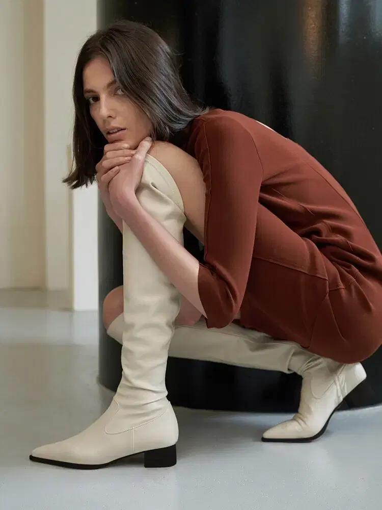 무드나잇 니하이 부츠 아이보리 240