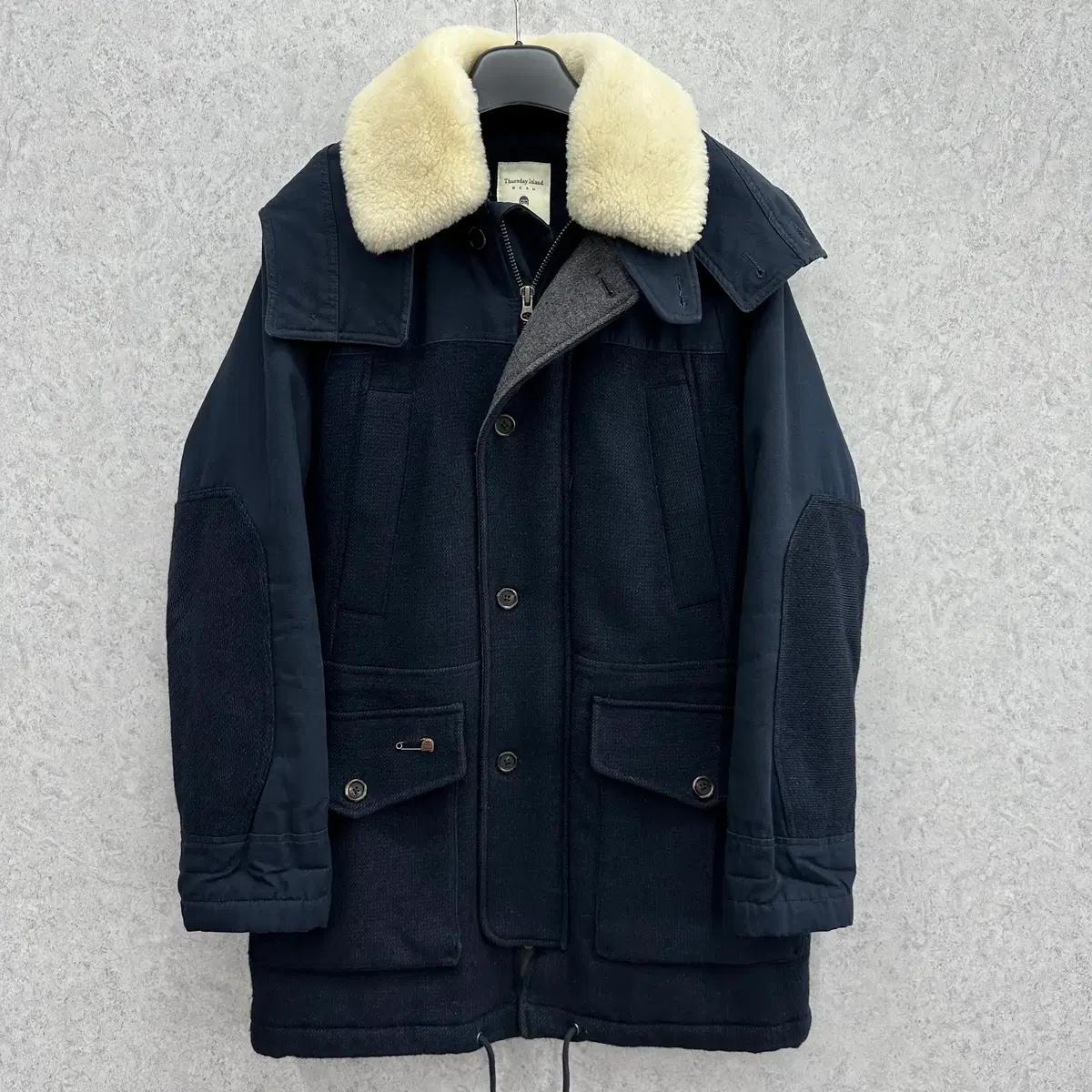 95 써스데이아일랜드 남자 웰론 패딩