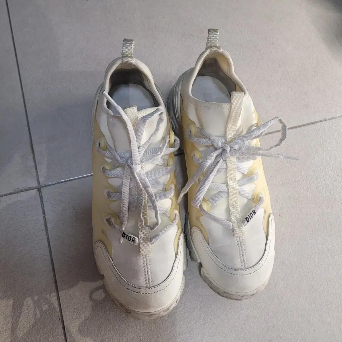 디올 스니커즈 화이트 여성 운동화