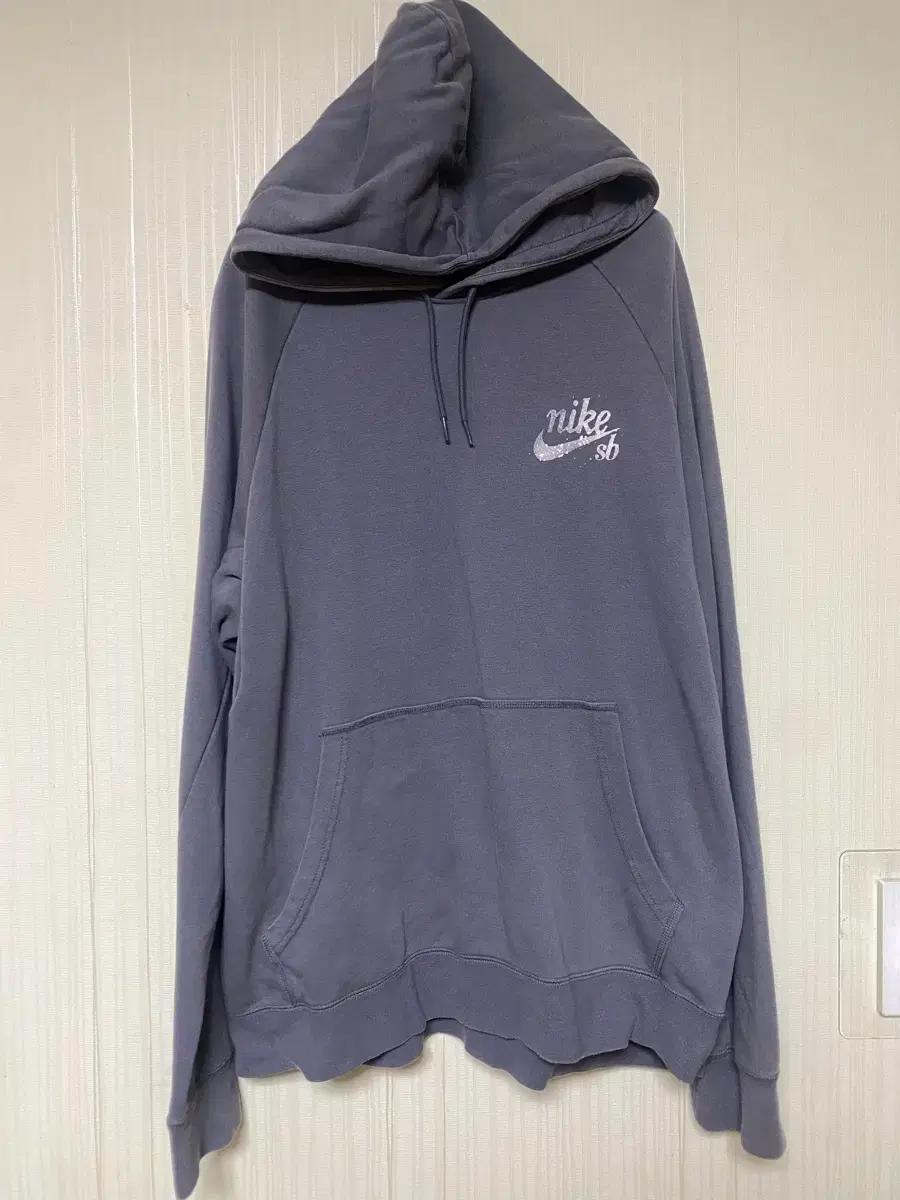 나이키SB 후드티