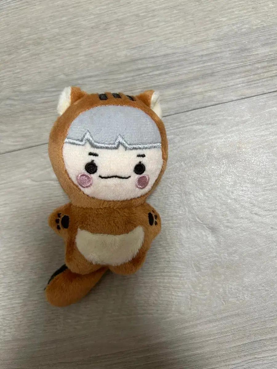 에이티즈 쭝람쥐 인형