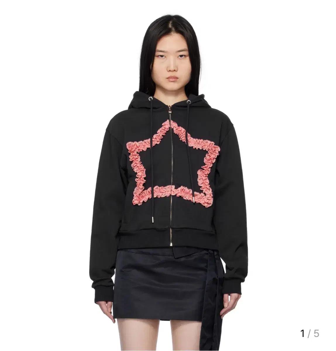 Sandy Liang 샌디리앙 레지나 후드티 ((구해요)))