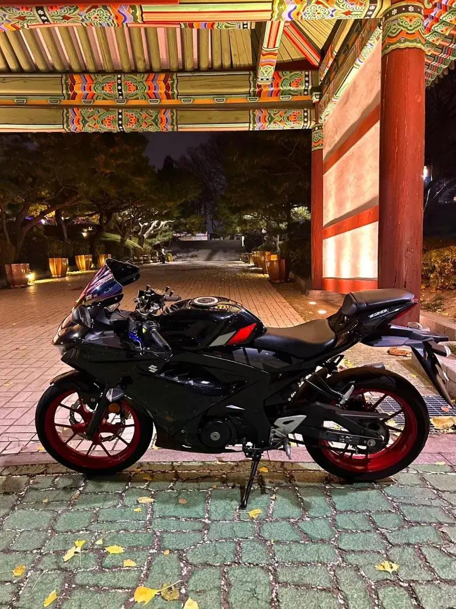 스즈키 gsxr125 블랙 21년식