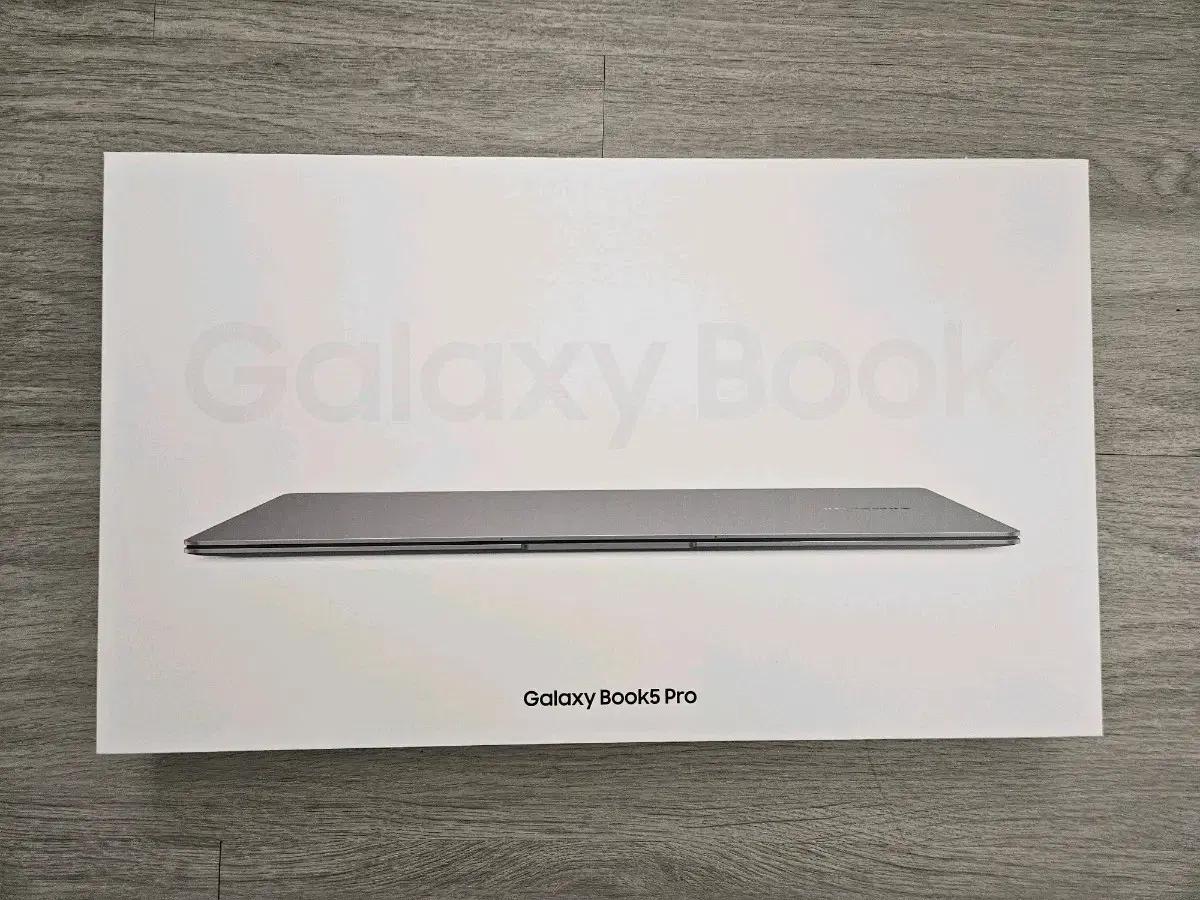 [미개봉] 14인치 삼성 갤럭시북5 프로 판매합니다(버즈3 증정)