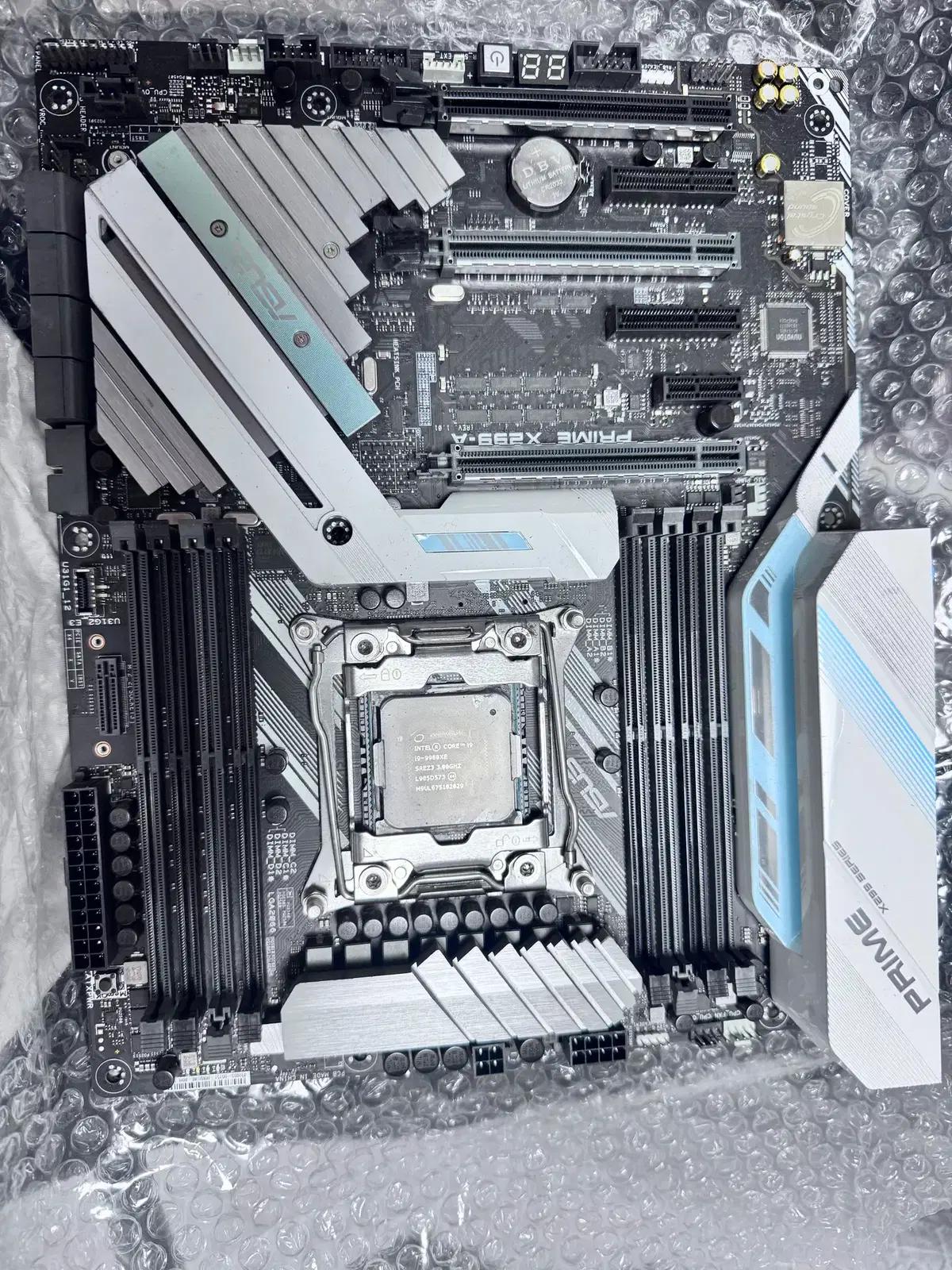prime x299보드 + i9-9980xe + DDR4 16GB*1