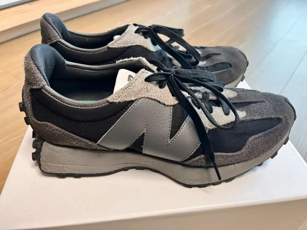 뉴발란스 327_275mm