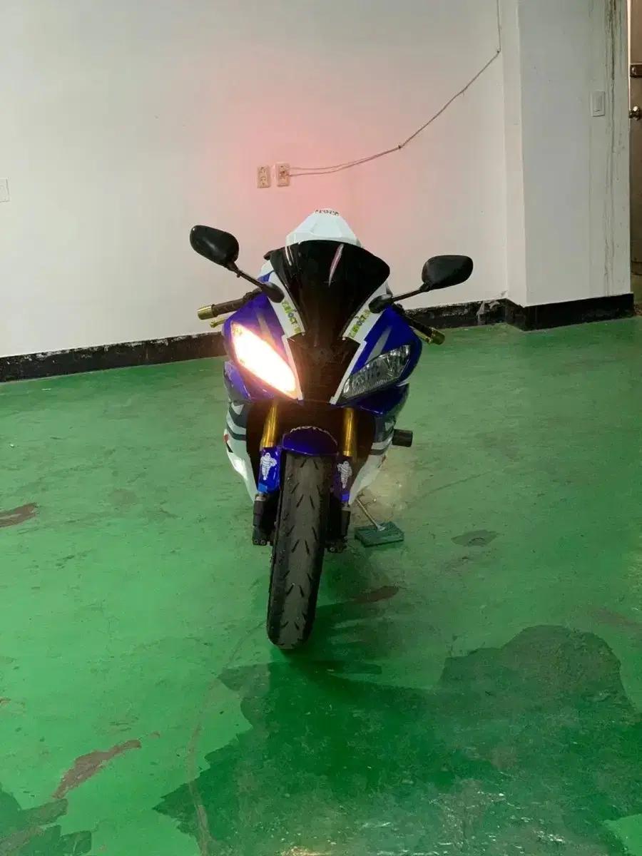 R6 2007년식 / 6만 구변