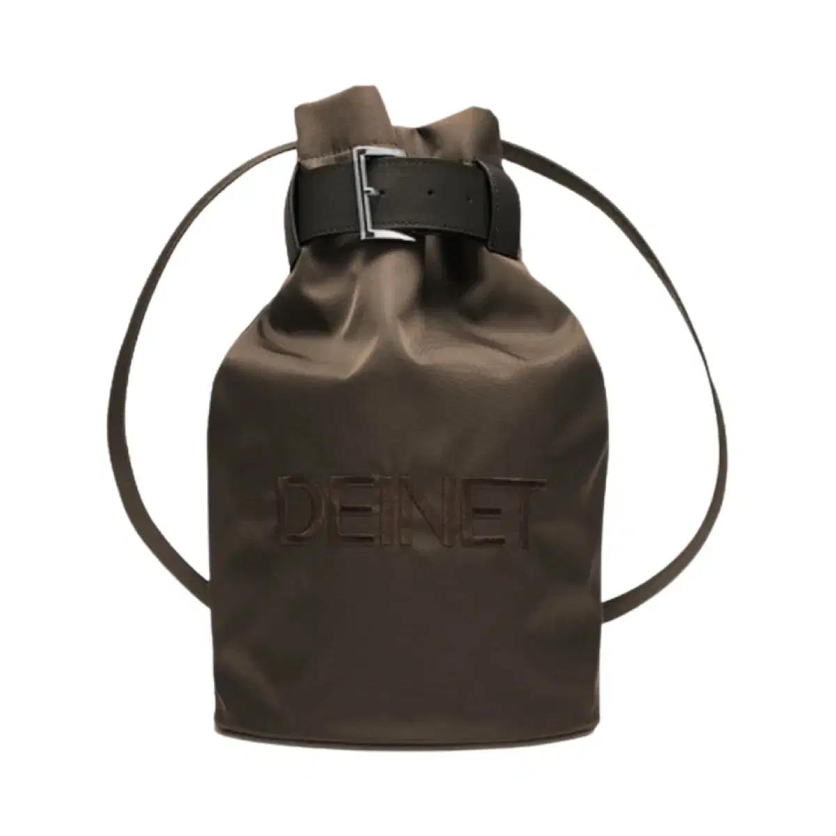 다이닛 DEINET 버킷백 브라운