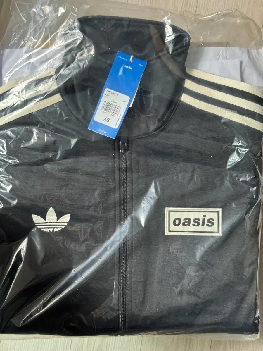 오아시스 아디다스 트랙탑 블랙 XS