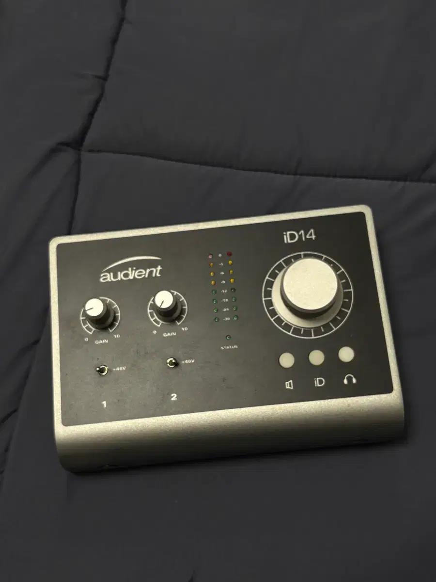 Audient ID14 오디오 인터페이스 MK1