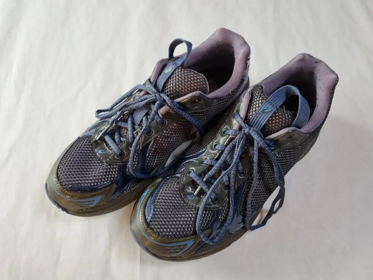 아식스 UB-4 젤 1130 그래파이트 그레이 270
