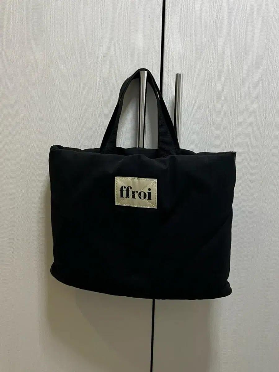 ffroi 프루아 블랙 랩탑 eco black S사이즈 맥북14인치 가방
